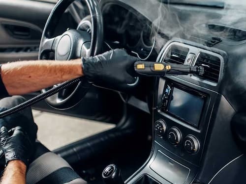 Čištění kufru a hůře přístupných míst